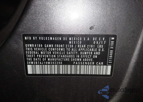 2017 Volkswagen Jetta 1.4T S z USA, uszkodzony, nr VIN 3VW2B7AJ1HM392298